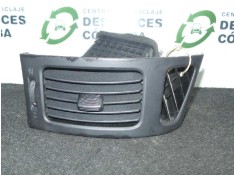 Recambio de aireador delantero derecho para hyundai i30 1.6 crdi cat referencia OEM IAM 974902R000  