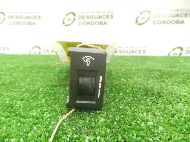 Recambio de regulador faros para hyundai i30 1.6 crdi cat referencia OEM IAM   