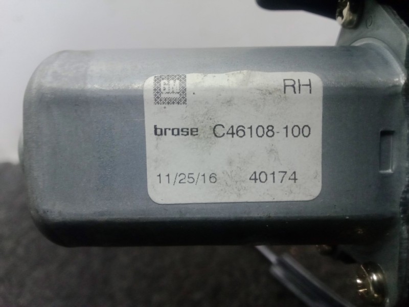 Recambio de elevalunas delantero derecho para opel astra k (b16) 1.4 turbo (68) referencia OEM IAM C46108100 ELECTRICO 