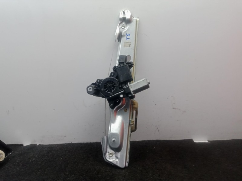 Recambio de elevalunas trasero izquierdo para opel astra k (b16) 1.4 turbo (68) referencia OEM IAM C31351101 ELECTRICO 