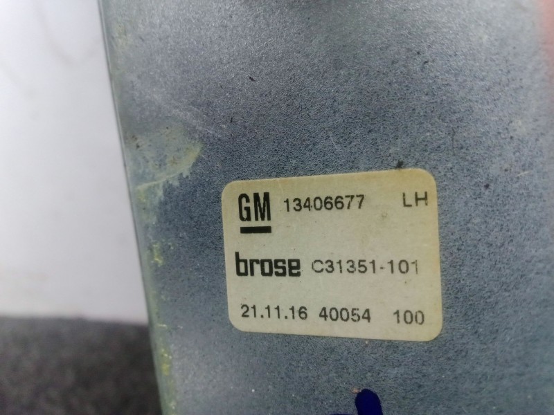 Recambio de elevalunas trasero izquierdo para opel astra k (b16) 1.4 turbo (68) referencia OEM IAM C31351101 ELECTRICO 