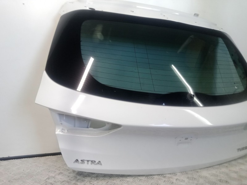 Recambio de porton trasero para opel astra k (b16) 1.4 turbo (68) referencia OEM IAM NOTIENE  
