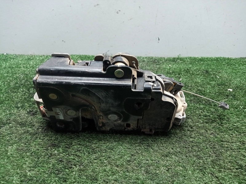 Recambio de cerradura puerta trasera izquierda para seat altea (5p1) 1.9 tdi referencia OEM IAM 7L0839015 7.PINES CONECTOR.AZUL