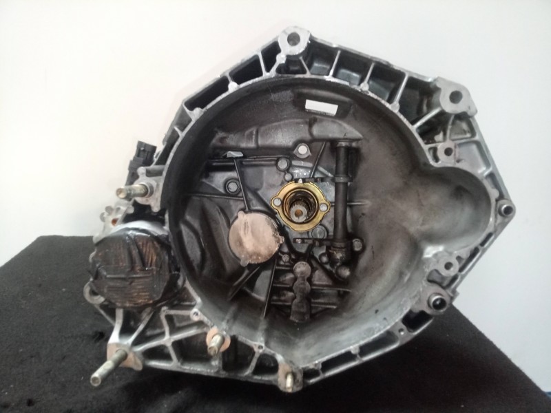 Recambio de caja cambios para fiat brava (182) 1.9 diesel referencia OEM IAM SINREFERENCIA 5.VELOCIDADES MANUAL