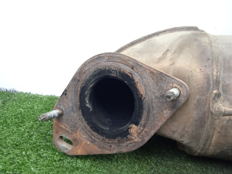 Recambio de catalizador para renault clio ii (bb_, cb_) 1.5 dci (b/cb08) referencia OEM IAM 8200212860  