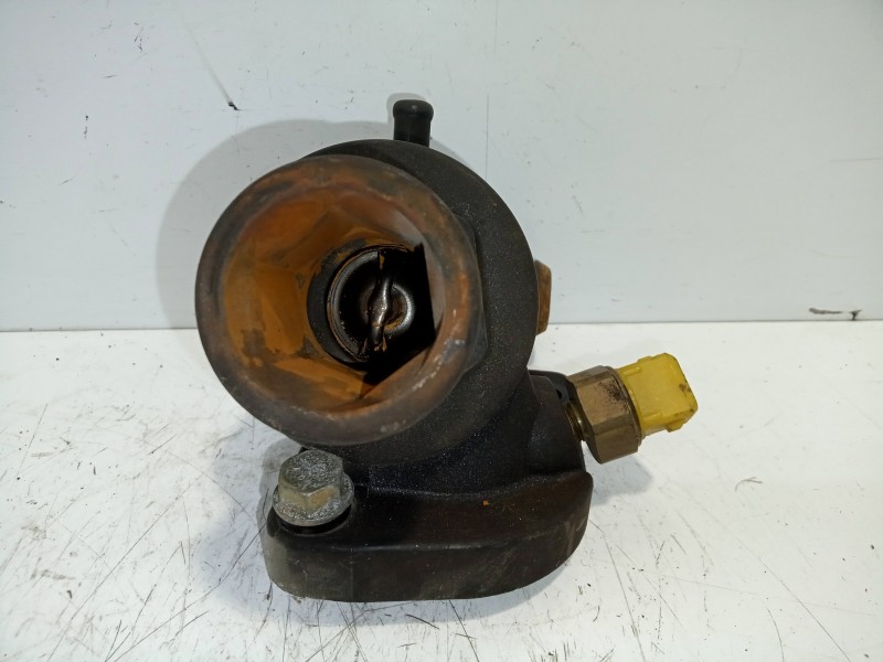 Recambio de termostato para ford transit, combi 1995 2.5 diesel referencia OEM IAM 924F9K457AC  