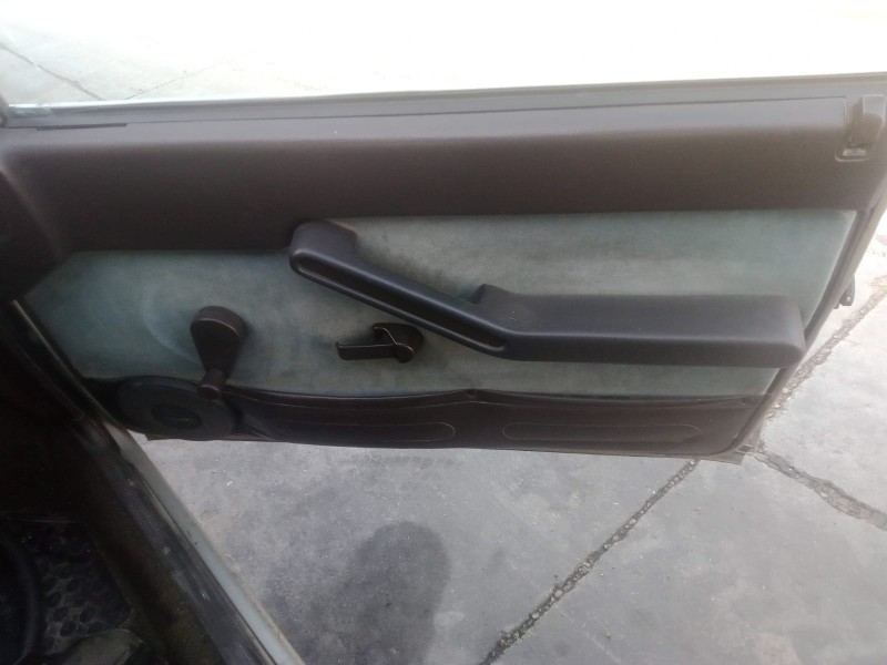 Recambio de maneta elevalunas delantera derecha para seat 131 1.4g referencia OEM IAM   