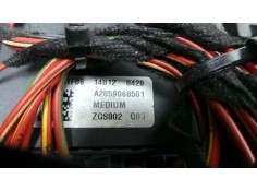 Recambio de caja reles / fusibles para mercedes-benz clase c (w205) lim. c 200 t cdi bluetec referencia OEM IAM A2059068501-1401 2