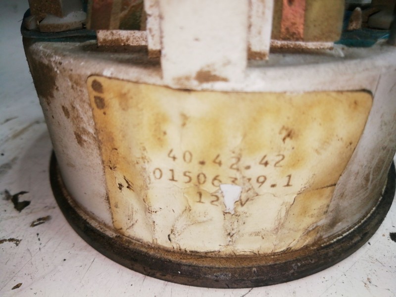 Recambio de cuadro instrumentos para nissan trade caja/chasis 2.8 d referencia OEM IAM 015063391  1.RELOJ