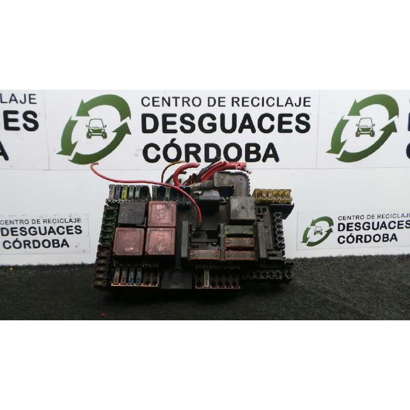 Recambio de caja reles / fusibles para mercedes-benz clase c (w205) lim. c 200 t cdi bluetec referencia OEM IAM A2059068501-1401