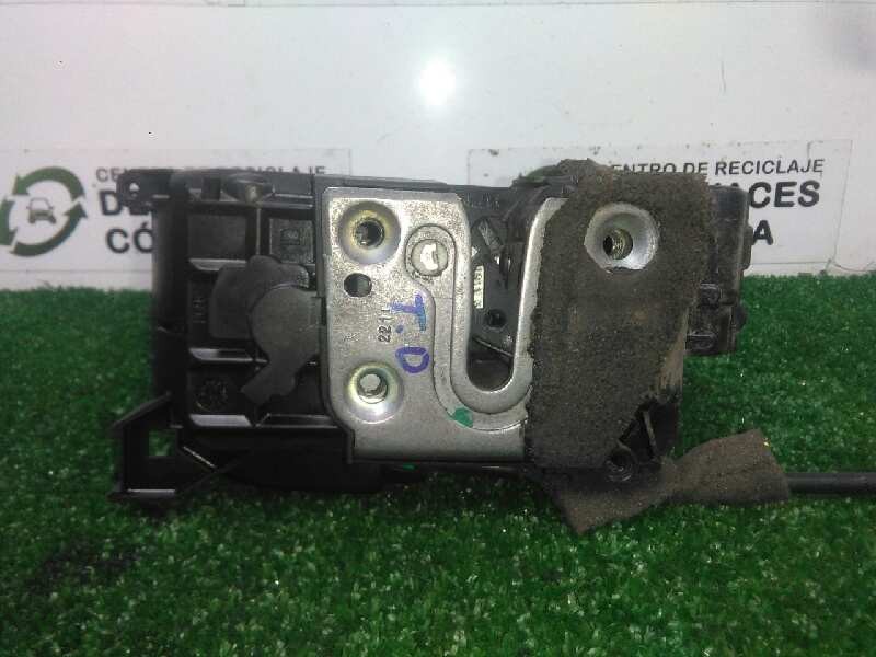 Recambio de cerradura puerta trasera derecha para renault laguna iii 2.0 dci diesel cat referencia OEM IAM 825000003R 6.PINES 