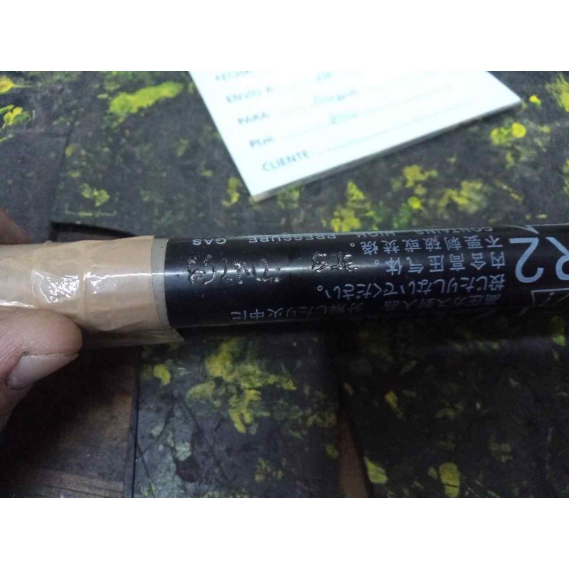 Recambio de amortiguadores capo para toyota land cruiser (j15) 3.0 turbodiesel cat referencia OEM IAM 21X27X115-689300W020 PAREJ