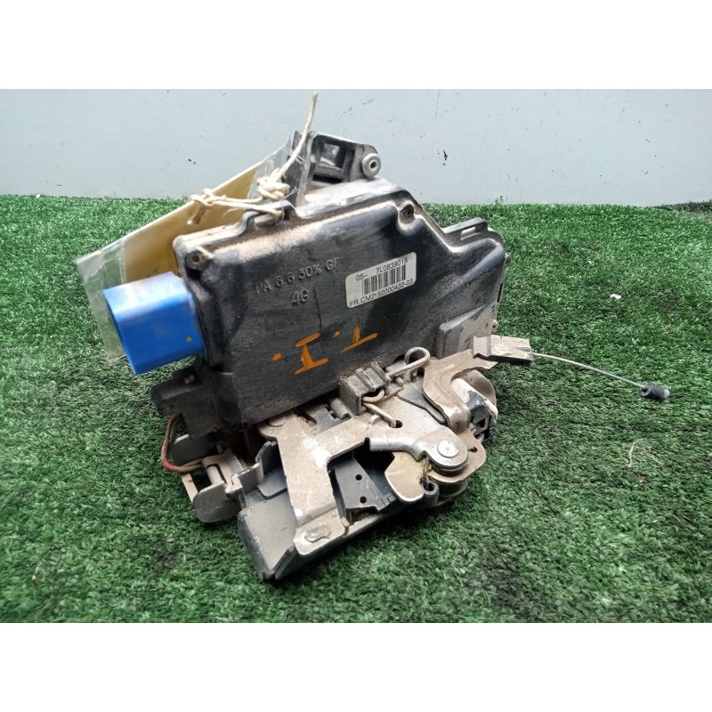 Recambio de cerradura puerta trasera izquierda para seat altea (5p1) 1.9 tdi referencia OEM IAM 7L0839015 7.PINES CONECTOR.AZUL