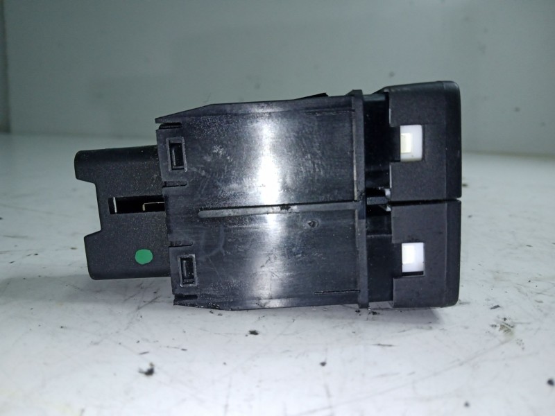 Recambio de interruptor para suzuki vitara (ly) 1.4 t allgrip (apk 414) referencia OEM IAM 3723054P00  