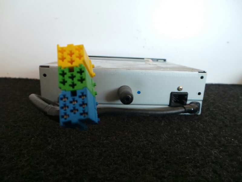 Recambio de sistema audio / radio cd para volkswagen passat berlina (3b3) 1.9 tdi referencia OEM IAM 1J0035119A-VWZ5Z8Y2250805  