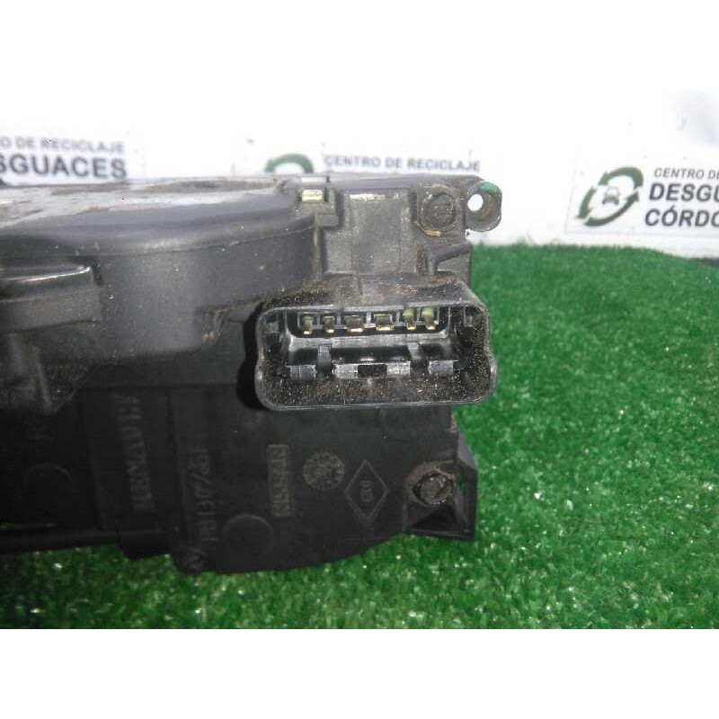 Recambio de cerradura puerta trasera derecha para renault laguna iii 2.0 dci diesel cat referencia OEM IAM 825000003R 6.PINES 