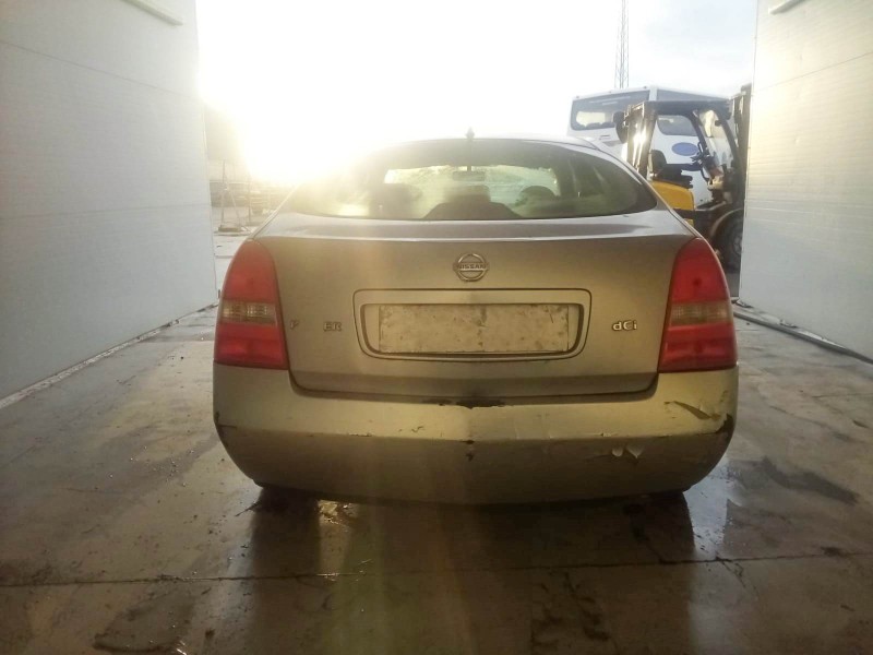 nissan primera hatchback (p12) del año 2003