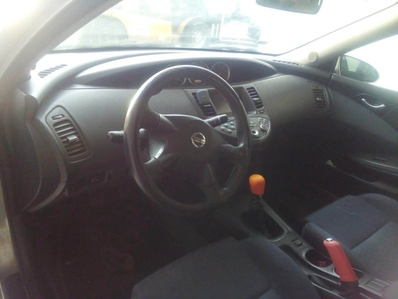 nissan primera hatchback (p12) del año 2003
