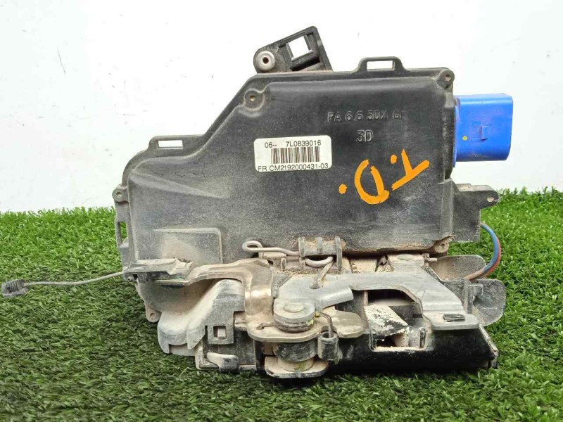 Recambio de cerradura puerta trasera derecha para seat altea (5p1) 1.9 tdi referencia OEM IAM 7L0839016 7.PINES CONECTOR.AZUL