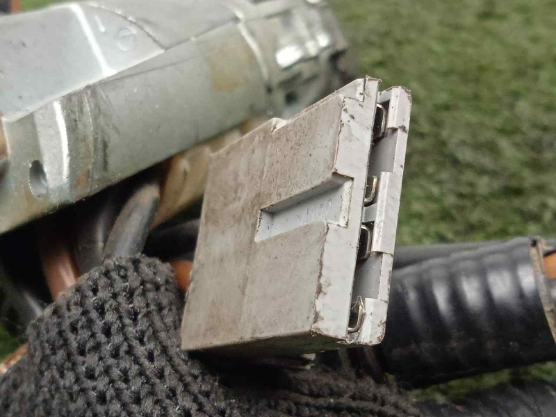 Recambio de conmutador de arranque para citroën xsara berlina 1.9 turbodiesel referencia OEM IAM SINREFERENCIA 3.CONECTORES 