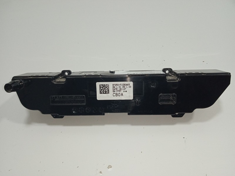 Recambio de mando climatizador para kia sportage 1.6 crdi cat referencia OEM IAM 97250F1CB0AK5-181127  