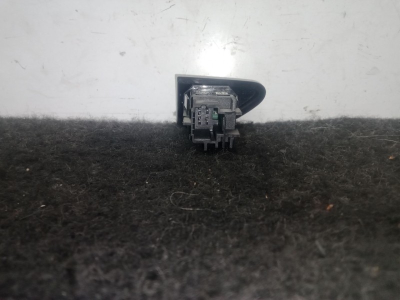 Recambio de warning para renault captur 0.9 tce 12v eco 2 s&s referencia OEM IAM 252907372R-10026629  