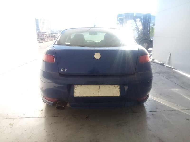 alfa romeo gt (937_) del año 2004