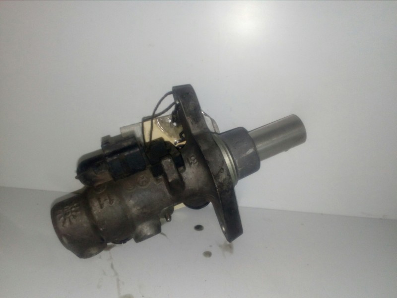 Recambio de bomba freno para volkswagen passat berlina (3c2) 2.0 tdi referencia OEM IAM   