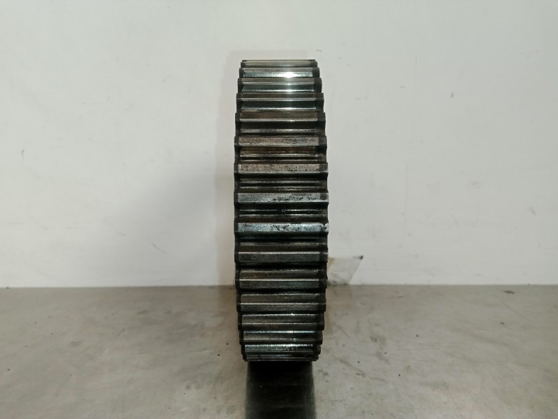 Recambio de polea arbol levas para peugeot 206 berlina 1.4 hdi referencia OEM IAM 96404-73080  