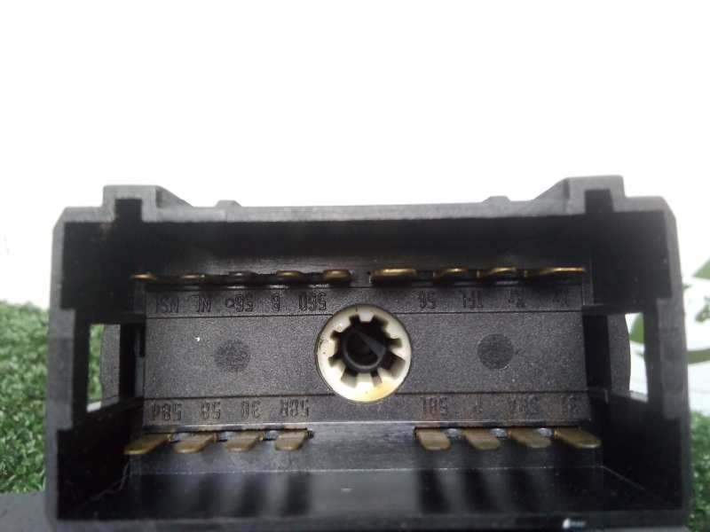 Recambio de interruptor luces para volkswagen polo (9n1) 1.9 sdi referencia OEM IAM 6Q0941531B 1.NIEBLAS 