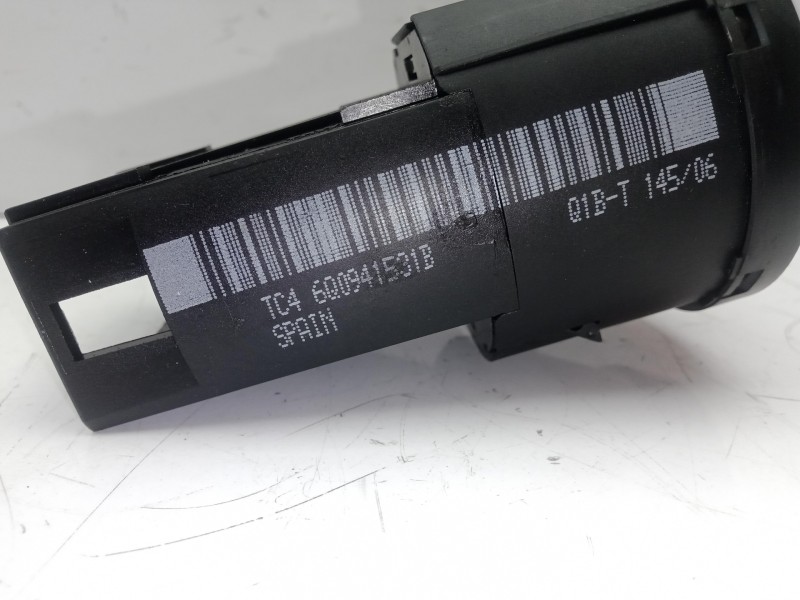 Recambio de interruptor luces para volkswagen polo (9n3) 1.4 16v referencia OEM IAM 6Q0941531B  