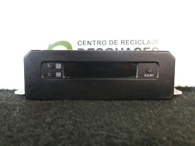 Recambio de pantalla multifuncion para suzuki liana rh (er) 1.4 16v ddis diesel cat referencia OEM IAM 3460059J0-3460059J20  