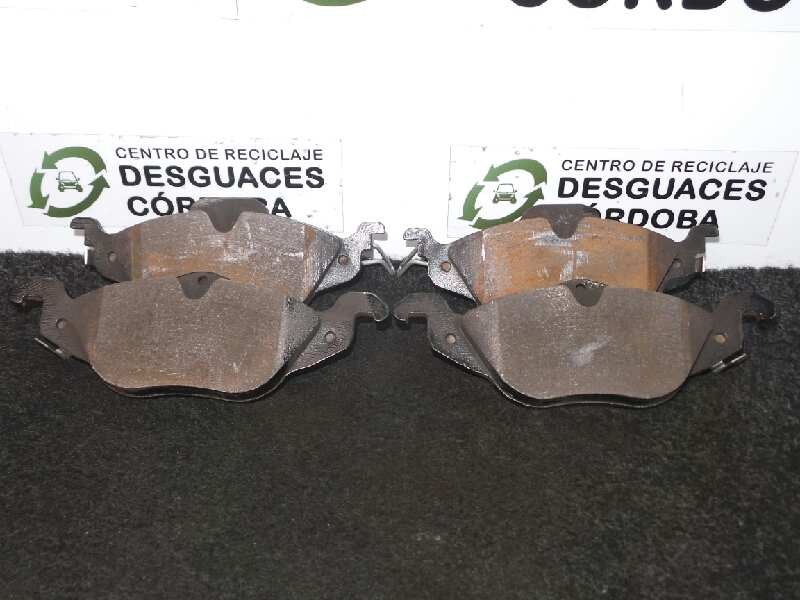 Recambio de pastillas frenos delanteras para opel astra g berlina 1.6 referencia OEM IAM  255MM 