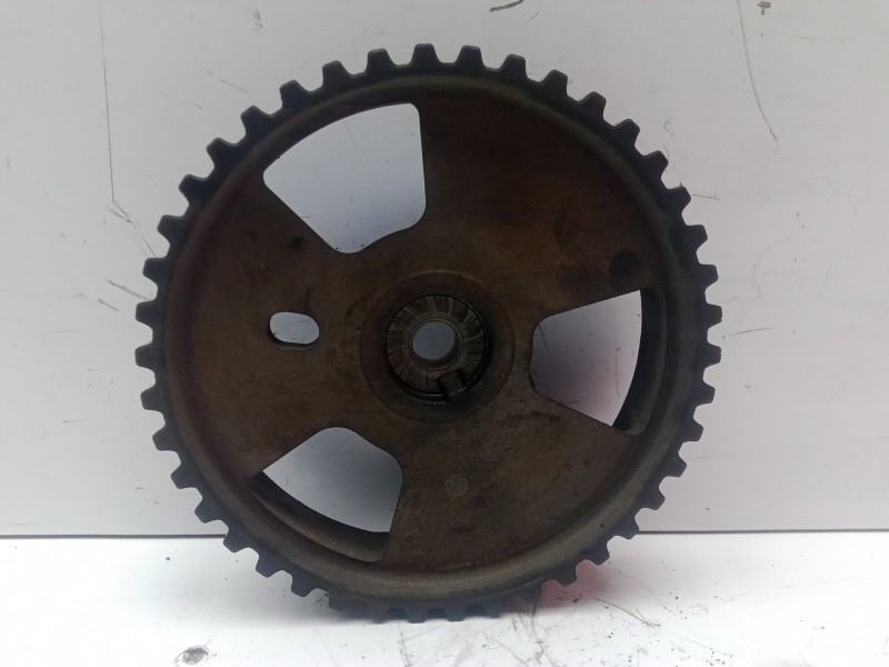 Recambio de polea arbol levas para ford focus c-max (cap) 2.0 tdci cat referencia OEM IAM   