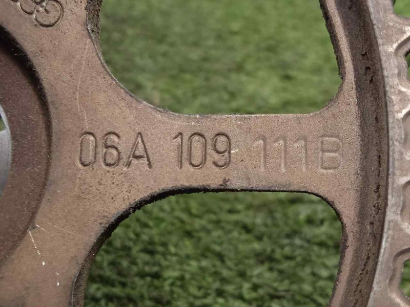 Recambio de polea arbol levas para skoda octavia berlina (1z3) 1.6 referencia OEM IAM 06A109111B Ø DIAMETRO: 133MM 