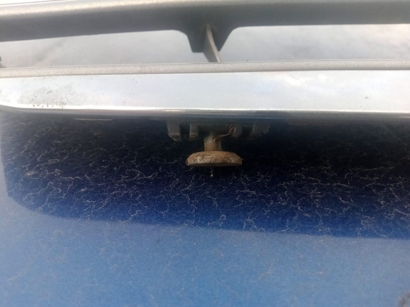 Recambio de rejilla delantera para mercedes-benz clase c (w203) c 220 cdi (203.006) referencia OEM IAM   