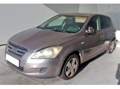 Recambio de puerta delantera izquierda para kia cee´d hatchback (ed) 1.4 referencia OEM IAM   