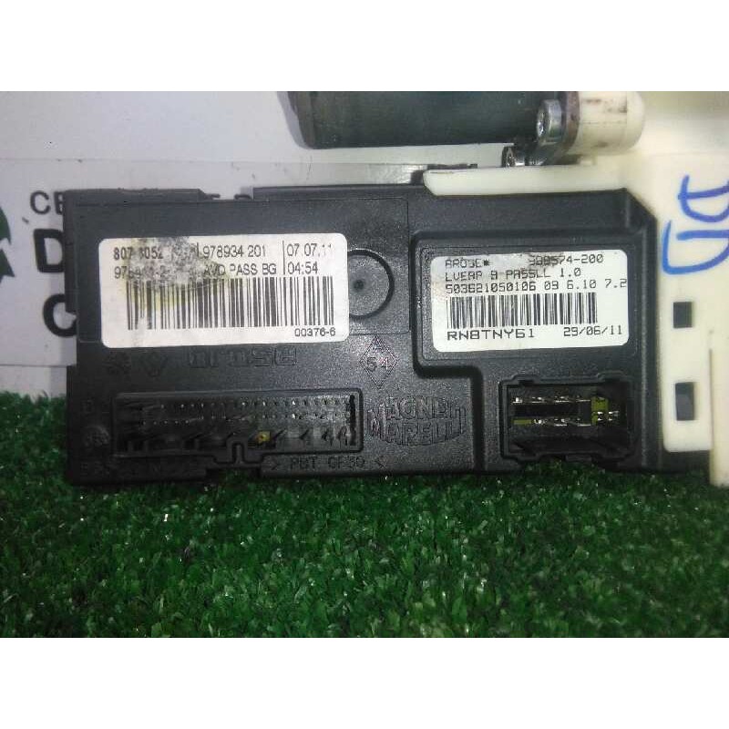 Recambio de motor elevalunas delantero derecho para renault laguna iii 2.0 dci diesel cat referencia OEM IAM 978934201-988574200