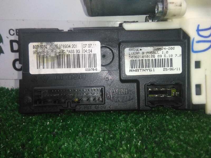 Recambio de motor elevalunas delantero derecho para renault laguna iii 2.0 dci diesel cat referencia OEM IAM 978934201-988574200