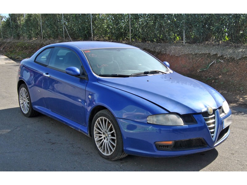 alfa romeo gt (937_) del año 2004