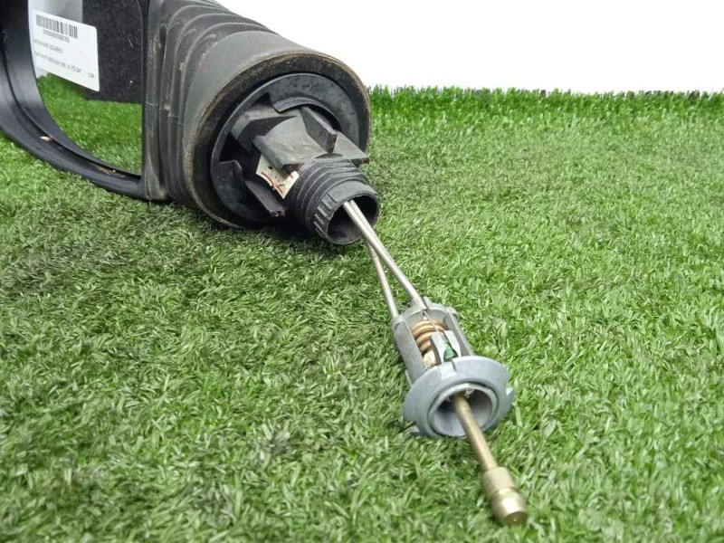 Recambio de retrovisor izquierdo para fiat punto berlina (188) 1.9 jtd cat referencia OEM IAM  MANUAL NEGRO.PLASTICO