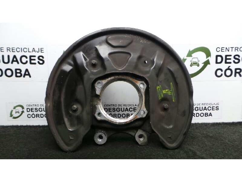 Recambio de mangueta trasera izquierda para mercedes-benz clase c (w205) lim. c 200 t cdi bluetec referencia OEM IAM A2053570106