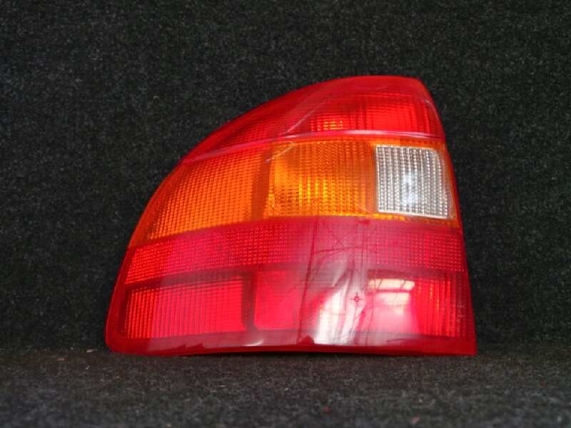 Recambio de piloto trasero izquierdo para opel astra f berlina 1.4 cat (l48) referencia OEM IAM  ASTRA.F - 1.SERIE 4.PUERTAS