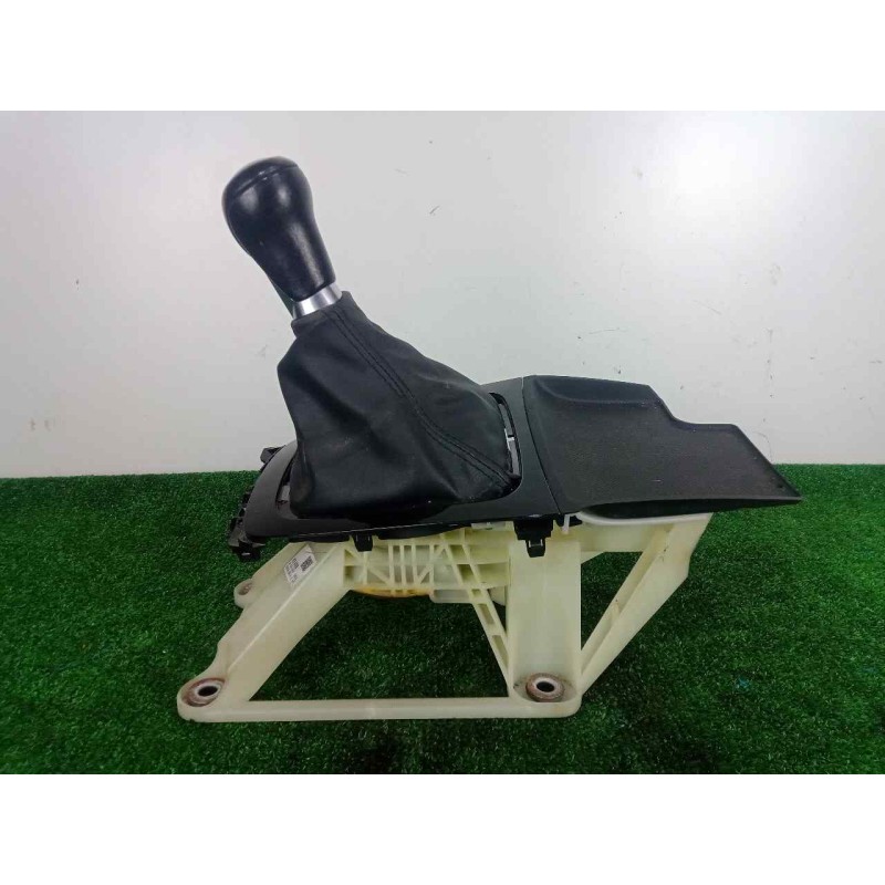 Recambio de pomo palanca cambio para mazda 6 kombi ()(.2012) 2.2 turbodiesel cat referencia OEM IAM KE4046100B 6.VELOCIDADES MAN