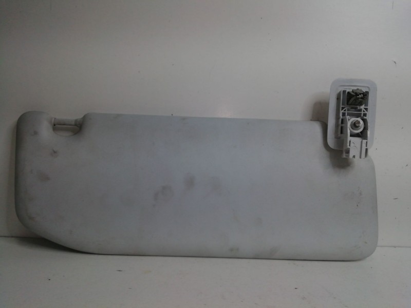 Recambio de parasol izquierdo para peugeot 208 1.2 12v vti referencia OEM IAM   