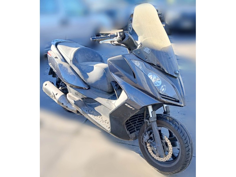 kymco super dink del año 2012