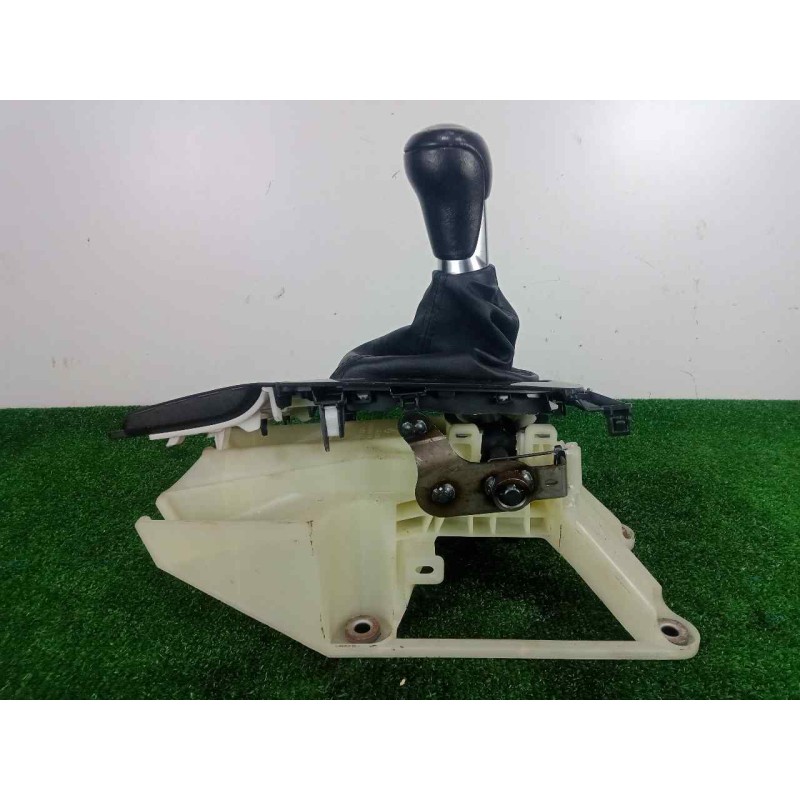 Recambio de pomo palanca cambio para mazda 6 kombi ()(.2012) 2.2 turbodiesel cat referencia OEM IAM KE4046100B 6.VELOCIDADES MAN