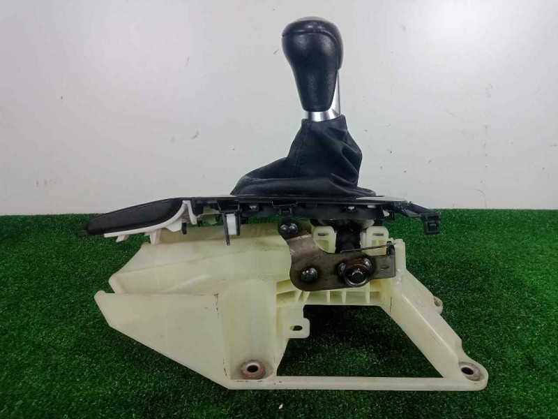 Recambio de pomo palanca cambio para mazda 6 kombi ()(.2012) 2.2 turbodiesel cat referencia OEM IAM KE4046100B 6.VELOCIDADES MAN