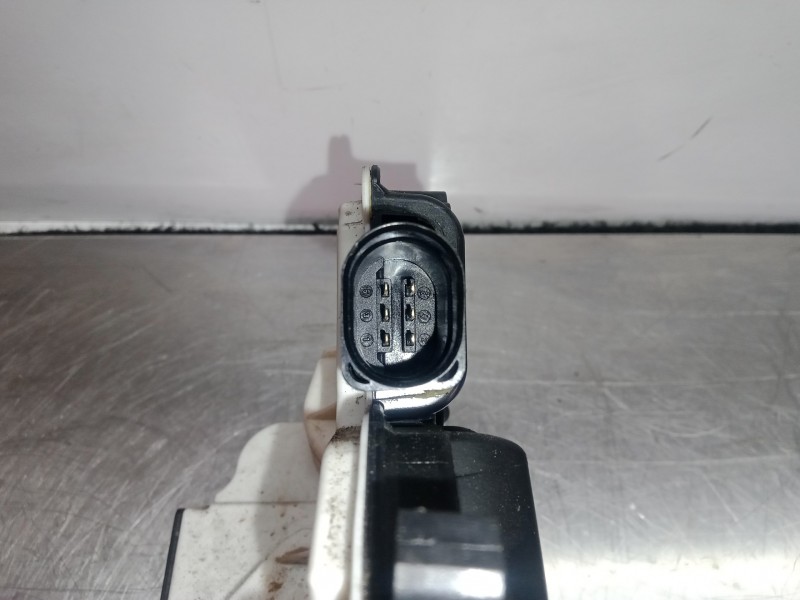 Recambio de cerradura puerta delantera derecha para seat ibiza (6j5) 1.2 tdi referencia OEM IAM 5N1837016F  