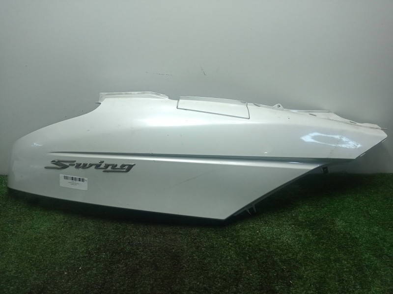 Recambio de carenado trasero para honda fes fes 125 s-wing (jf12) referencia OEM IAM   